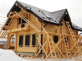 фото строительства деревянного коттеджа под ключ